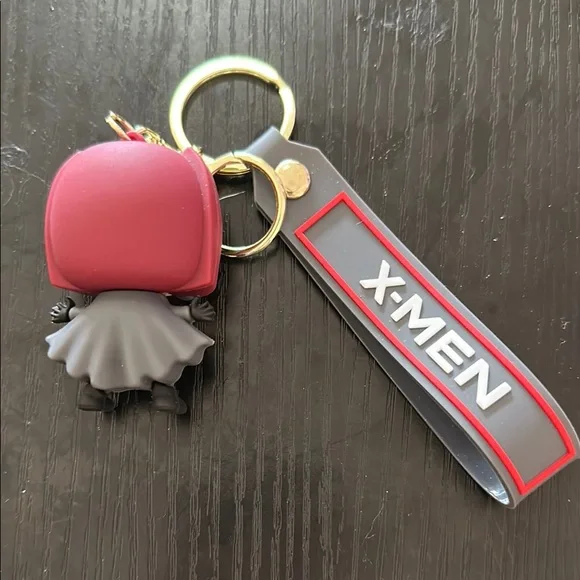 Marvel x-Men magneto silicone keychain - Picture 2 of 2